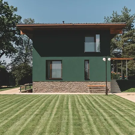 Apartament V Rodinnem Dome *